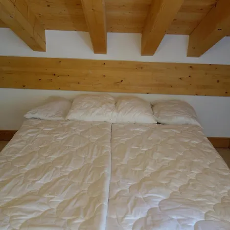 In A Location 아파트