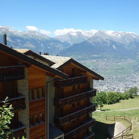 In A Location * 베이소나츠