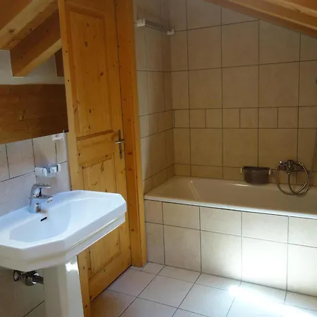 In A Location Apartment Veysonnaz